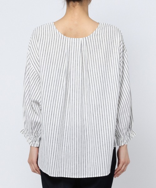 GLOBAL WORK(グローバルワーク)の「フレンチリネン混/3WAYブラウス/929650(シャツ/ブラウス・レディース・オフホワイト/ホワイト×ネイビー/ブラック/ライトベージュ/グリーン・MEDIUM/LARGE)」の19枚目の写真