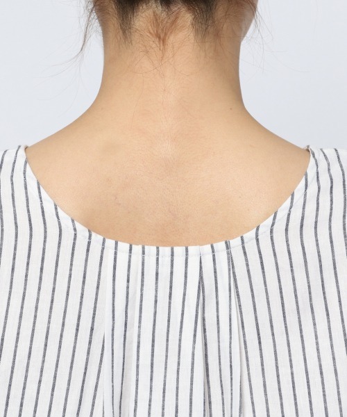 GLOBAL WORK(グローバルワーク)の「フレンチリネン混/3WAYブラウス/929650(シャツ/ブラウス・レディース・オフホワイト/ホワイト×ネイビー/ブラック/ライトベージュ/グリーン・MEDIUM/LARGE)」の14枚目の写真