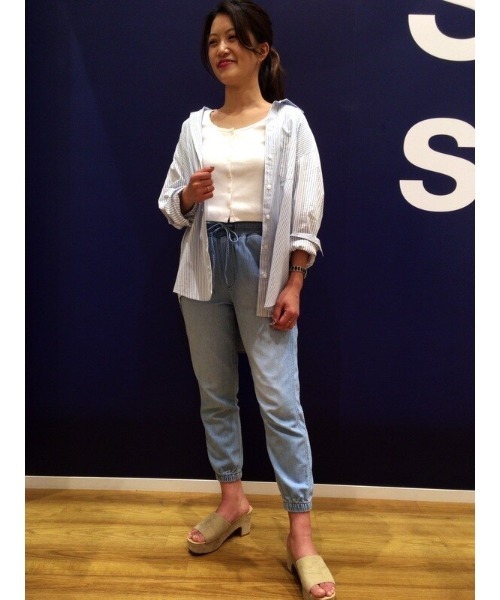 GAP（ギャップ）の「モダン UネックTシャツ（Tシャツ/カットソー・レディース・ライラック/ホワイト/ブラック/ブルー・XXS/L/XL/S/XS/M）」の16枚目の写真