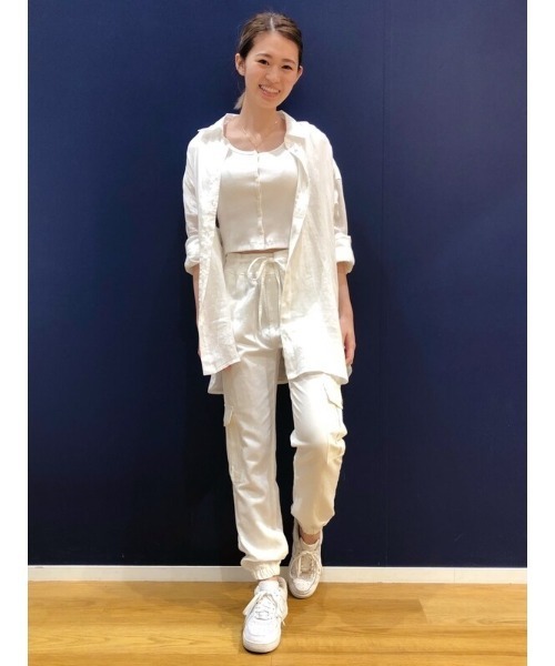 GAP（ギャップ）の「モダン UネックTシャツ（Tシャツ/カットソー・レディース・ライラック/ホワイト/ブラック/ブルー・XXS/L/XL/S/XS/M）」の21枚目の写真