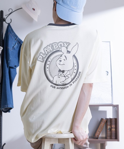 PLAYBOY(プレイボーイ)の「【PLAYBOY/プレイボーイ】レトロ&コミックイラスト半袖Tシャツ/バックプリント/ビッグシルエット/ユニセックス(Tシャツ/カットソー・メンズ・ブラック/グリーン/オフホワイト/ライトブルー/ホワイト系その他/ホワイト・L/M)」の2枚目の写真