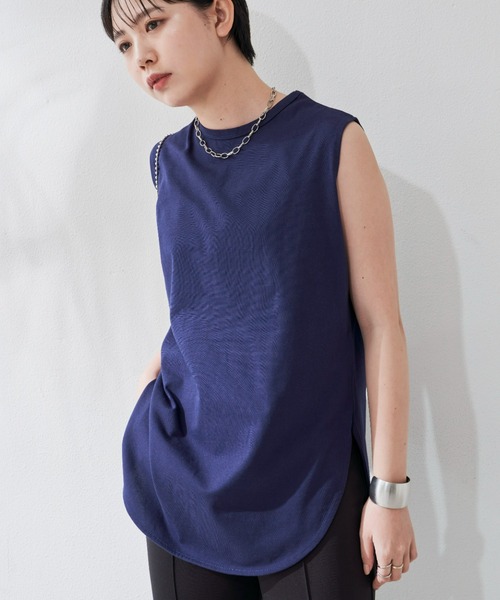 Aunt Marie's(アントマリーズ)の「裾ラウンドスリットノースリーブTシャツ / カットソー(Tシャツ/カットソー・レディース・ホワイト/ブラック/ネイビー・FREE)」の1枚目の写真