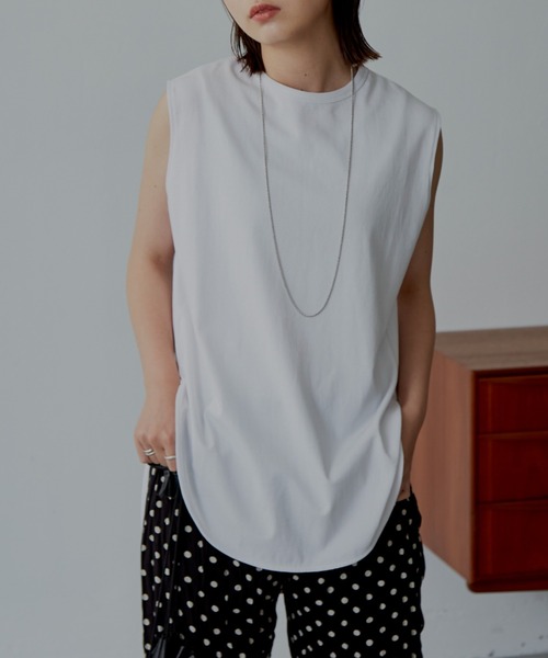 Aunt Marie's(アントマリーズ)の「裾ラウンドスリットノースリーブTシャツ / カットソー(Tシャツ/カットソー・レディース・ホワイト/ブラック/ネイビー・FREE)」の8枚目の写真