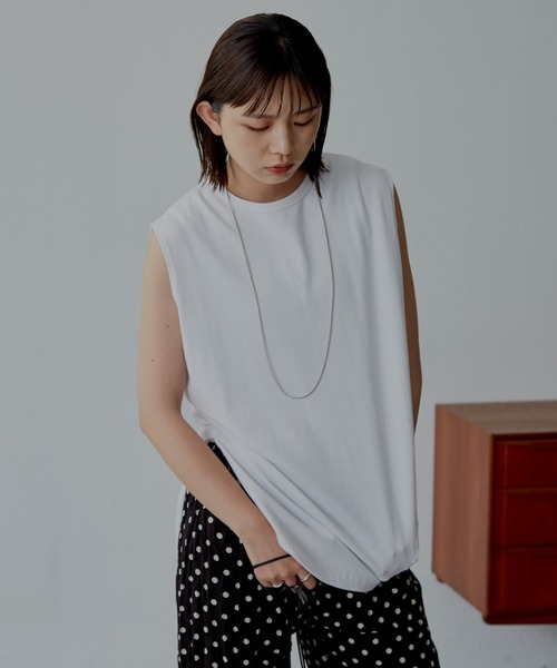 Aunt Marie's(アントマリーズ)の「裾ラウンドスリットノースリーブTシャツ / カットソー(Tシャツ/カットソー・レディース・ホワイト/ブラック/ネイビー・FREE)」の11枚目の写真