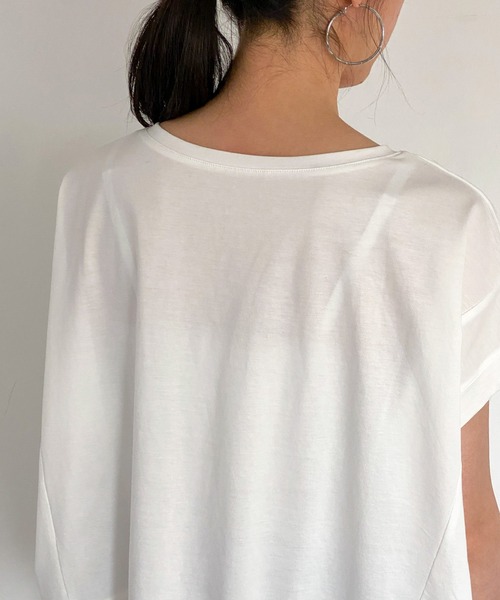 ottilie（オティーリエ）の「切替デザインプルオーバー（Tシャツ/カットソー・レディース・オフホワイト/ブラック/チャコールグレー・FREE）」の17枚目の写真