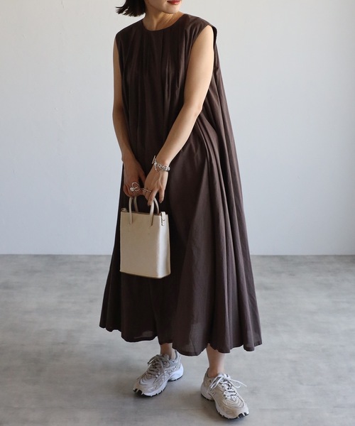 ap retro(アプレトロ)の「インド綿ボリュームフレアロングワンピース【ZOZO限定アイテム】(ワンピース・レディース・ブラック/ブラウン/オレンジ・FREE)」の21枚目の写真