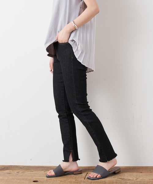 CIAOPANIC TYPY（チャオパニックティピー）の「ひんやり裾フリンジデニムレギパン（デニムパンツ・レディース・ブラック/サックスブルー/ネイビー・SMALL/MEDIUM/LARGE/X-LARGE）」の12枚目の写真