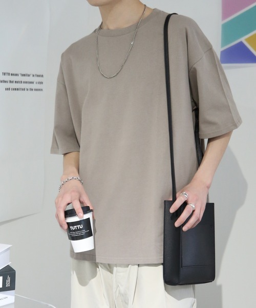 TUTTU（トゥトゥ）の「ベーシック ルーズシルエット無地Tシャツ（Tシャツ/カットソー・メンズ・ホワイト/ベージュ/アイボリー/スカイブルー/ブラック/チャコール/グレイッシュベージュ/ミント・M/L）」の5枚目の写真