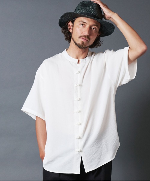 THE TWENTYSEVEN（ザ トゥエンティーセブン）の「The TWENTYSEVEN:チャイナシャツショートスリーブ（シャツ/ブラウス・メンズ・ホワイト/ブラック/ベージュ・M/L）」の2枚目の写真