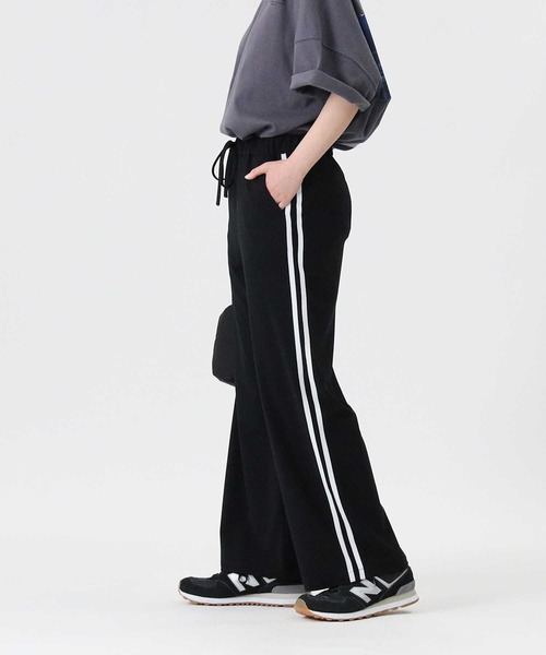 RAG MACHINE(ラグマシーン)の「【RAG MACHINE】「nobee」 楽伸びSUMMERワイドパンツ(その他パンツ・レディース・ネイビー×ホワイト/ベージュ/ブラック×ホワイト・M/S/L)」の2枚目の写真