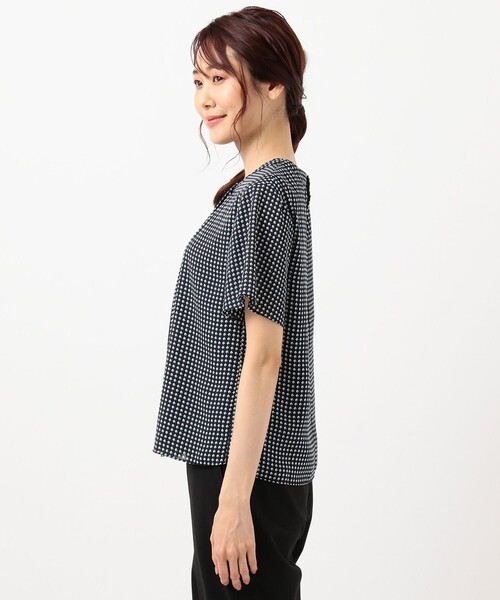 J.PRESS(ジェイプレス)の「【イージーケア】スクエアドット カットソー(Tシャツ/カットソー・レディース・ホワイト系5/ネイビー系5・T13/T15)」の10枚目の写真