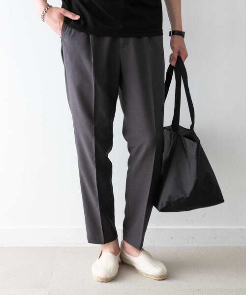 URBAN RESEARCH ROSSO MEN（アーバンリサーチロッソメン）の「『スリム』テーパードイージーパンツ（その他パンツ・メンズ・ブラック/グレー/ライトブラウン・SMALL/MEDIUM/LARGE/X-LARGE）」の2枚目の写真