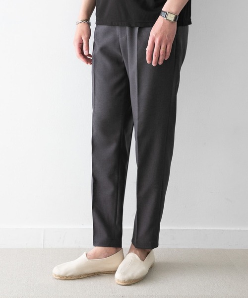 URBAN RESEARCH ROSSO MEN（アーバンリサーチロッソメン）の「『スリム』テーパードイージーパンツ（その他パンツ・メンズ・ブラック/グレー/ライトブラウン・SMALL/MEDIUM/LARGE/X-LARGE）」の7枚目の写真