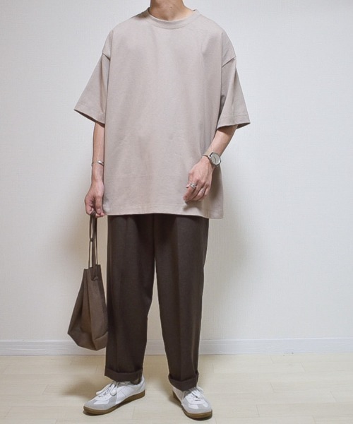 INTER FACTORY（インターファクトリー）の「ファッションインフルエンサー たいが - クルーネックオーバーサイズTシャツ　made in INTER FACTORY（Tシャツ/カットソー・メンズ・ホワイト/ブラック/ベージュ・MEDIUM/LARGE）」の16枚目の写真