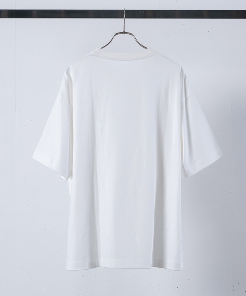 INTER FACTORY（インターファクトリー）の「ファッションインフルエンサー たいが - クルーネックオーバーサイズTシャツ　made in INTER FACTORY（Tシャツ/カットソー・メンズ・ホワイト/ブラック/ベージュ・MEDIUM/LARGE）」の18枚目の写真