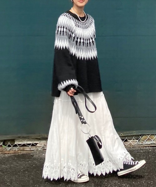 CORNERS(コーナーズ)の「CORNERS by KR ノルディックニット(ニット/セーター・レディース・ブラック/ブラウン/アイボリー/グレイッシュベージュ・L/M)」の3枚目の写真