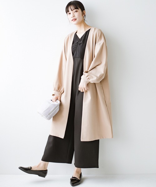 haco!（ハコ）の「【φ】ゆったりアイテムにも楽々羽織れる　ぽんわり袖が大人かわいいライトコート（ノーカラーコート・レディース・ベージュ・LARGE/MEDIUM/SMALL/X-LARGE）」の3枚目の写真