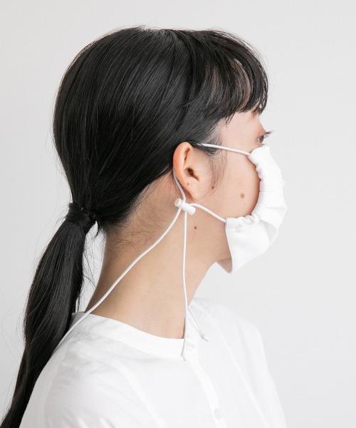 LOWRYS FARM（ローリーズファーム）の「コードマスク／ＭＡ  216084（マスク・レディース・ホワイト/ブラック/グレー・FREE）」の4枚目の写真