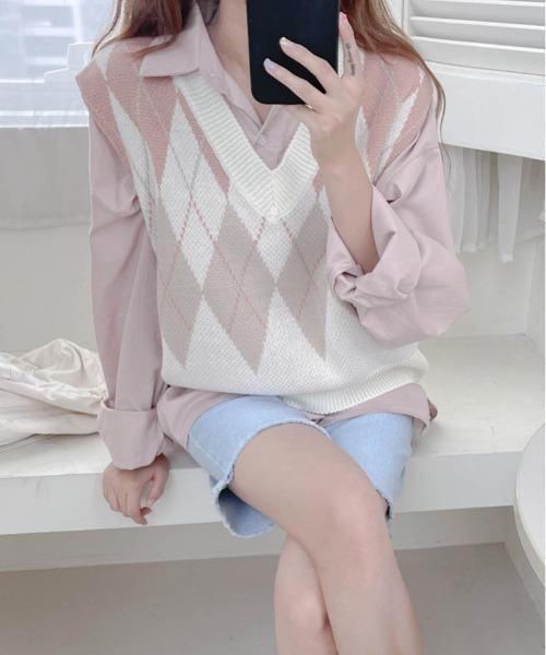 SONA（ソナ）の「SONYUNARA Vネックアーガイルニットベスト（ベスト・レディース・スカイブルー/ブラック/ベージュ/アイボリー・FREE）」の10枚目の写真