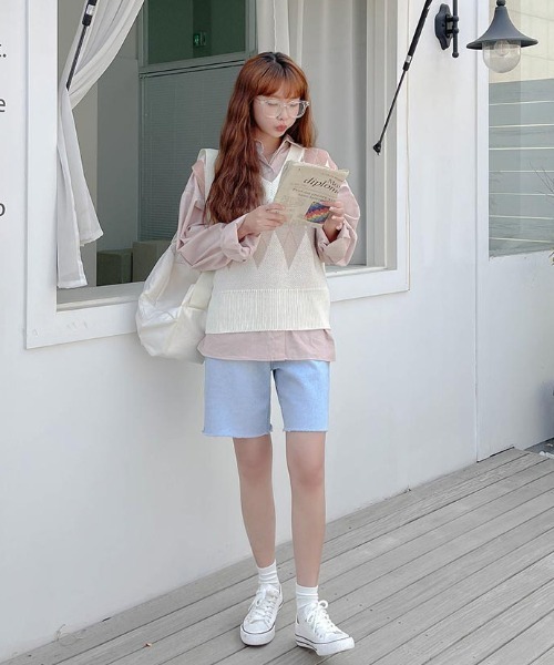 SONA（ソナ）の「SONYUNARA Vネックアーガイルニットベスト（ベスト・レディース・スカイブルー/ブラック/ベージュ/アイボリー・FREE）」の14枚目の写真