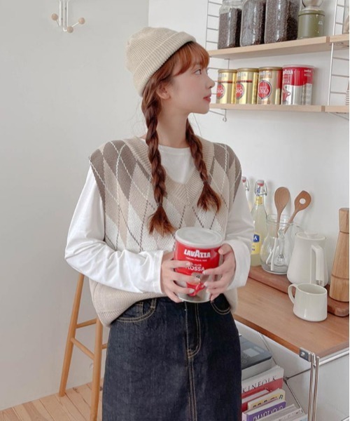 SONA（ソナ）の「SONYUNARA Vネックアーガイルニットベスト（ベスト・レディース・スカイブルー/ブラック/ベージュ/アイボリー・FREE）」の20枚目の写真