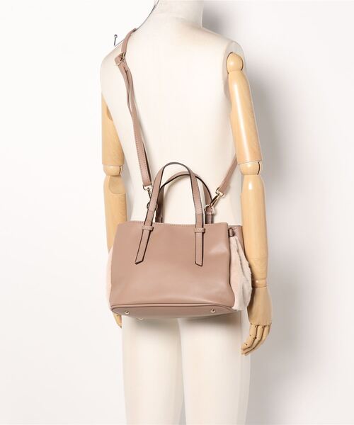 m.f.editorial（エムエフエディトリアル）の「＊ サイドファー 2WAYハンドバッグ（ハンドバッグ・レディース・ダークウッド/ベージュ・FREE）」の3枚目の写真