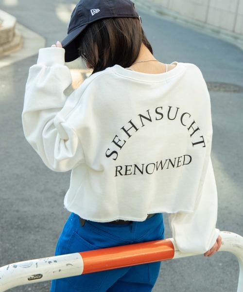 WEGO(ウィゴー)の「WEGO/グラフィックショートプルオーバー(スウェット・レディース・ブルー/ダークグリーン/ダークオレンジ/アイボリー/オートミール/ブラック/その他2/その他1/ブラック系その他/ホワイト系その他/その他3/ライトピンク・SMALL/MEDIUM)」の3枚目の写真