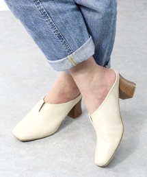 LibertyDoll（リバティードール）の「LIBERTYDOLL / スクエアトゥ5.5cmチャンキーヒール美脚ミュール(1163)（パンプス・レディース）」