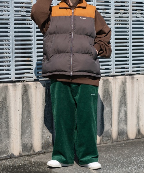 Perushu（ペルーシュ）の「コーデュロイワイドパンツ（その他パンツ・メンズ・ライトグレー/ブラック/オフホワイト/グリーン・SMALL/MEDIUM/LARGE）」の9枚目の写真