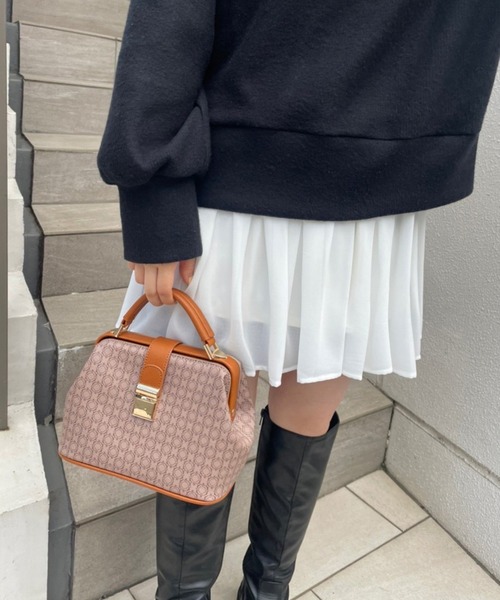 one after another NICE CLAUP(ワンアフターアナザーナイスクラップ)の「コーデのお悩み解決 2枚セットチュニック(スウェット・レディース・ブラック/ピンク/アイボリー・FREE)」の21枚目の写真