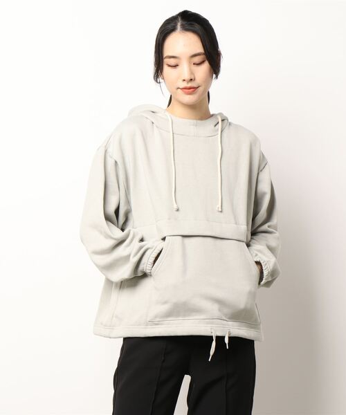 Samansa Mos2 blue（サマンサモスモスブルー）の「裏起毛パーカー（パーカー・レディース・グレー/オフホワイト/チャコール・ﾌﾘ-）」の5枚目の写真