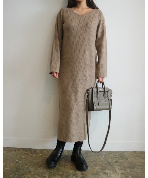 TRUNC（トランクエイティーエイト）の「Tight Honeycomb Knit One-Piece（ワンピース・レディース・ブラック/ベージュ・FREE）」の9枚目の写真