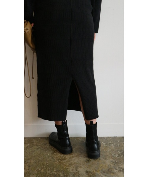 TRUNC（トランクエイティーエイト）の「Tight Honeycomb Knit One-Piece（ワンピース・レディース・ブラック/ベージュ・FREE）」の7枚目の写真