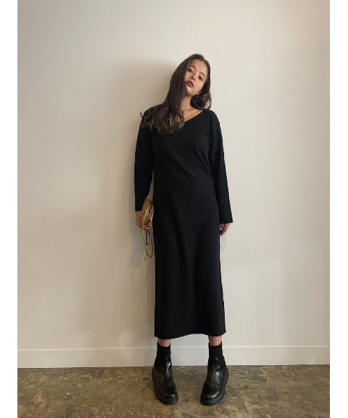 TRUNC（トランクエイティーエイト）の「Tight Honeycomb Knit One-Piece（ワンピース・レディース・ブラック/ベージュ・FREE）」の10枚目の写真