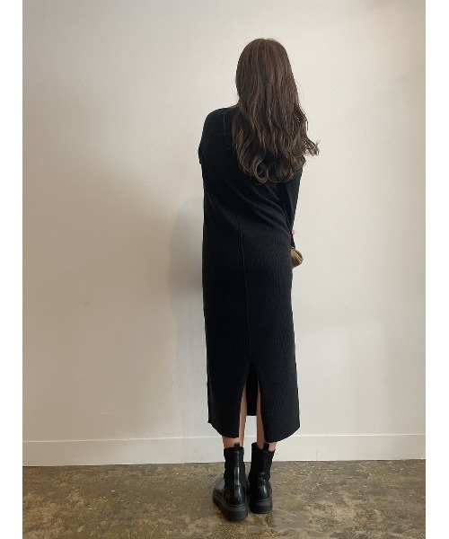 TRUNC（トランクエイティーエイト）の「Tight Honeycomb Knit One-Piece（ワンピース・レディース・ブラック/ベージュ・FREE）」の21枚目の写真