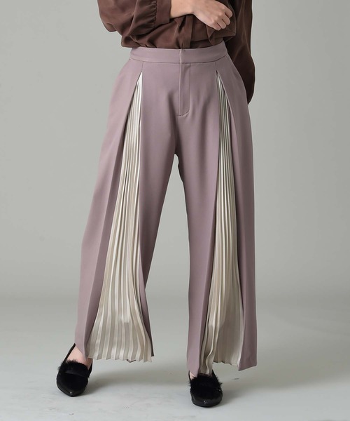 RAW FUDGE(ローファッジ)の「フロントプリーツ切替パンツ(その他パンツ・レディース・ブラック/ネイビー/モカ・M)」の9枚目の写真