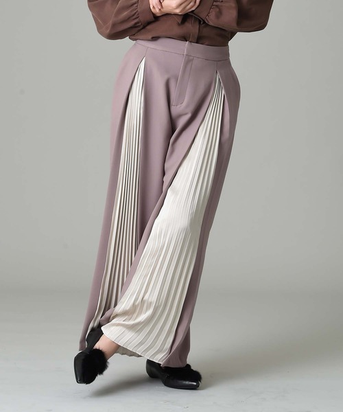 RAW FUDGE(ローファッジ)の「フロントプリーツ切替パンツ(その他パンツ・レディース・ブラック/ネイビー/モカ・M)」の10枚目の写真