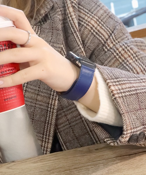 Urban Coral(アーバンコーラル)の「Apple Watch Band / アップルウォッチ バンド 本革レザー / Urban Coral(デジタル腕時計・レディース・ホワイト/ホワイト系その他/ブラック/ブラック系その他/グレー系その他/ブラウン/ブラウン系その他/グリーン/ブルー/ライトブルー/アクア/ネイビー系/ブルー系/ベビーピンク/ピンク系その他/レッド/ワインレッド/レッド系その他/オレンジ/オレンジ系その他・40mm/44mm)」の11枚目の写真