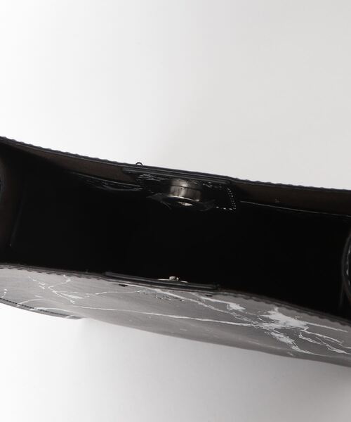 E.TOKYO（イートーキョー）の「E.TOKYO /シンプルショルダバッグ　[シンシア] (790007)（ショルダーバッグ・レディース・ベージュ/グレー/グリーン/グレー系その他/ブラウン系その他/ベージュ系その他/ブラック系その他2/ベージュ系その他2/ブラック/パイソン/ベージュ系その他3/ブラック系その他/ゼブラ/レオパード/アイボリー/ライトグリーン・FREE）」の20枚目の写真