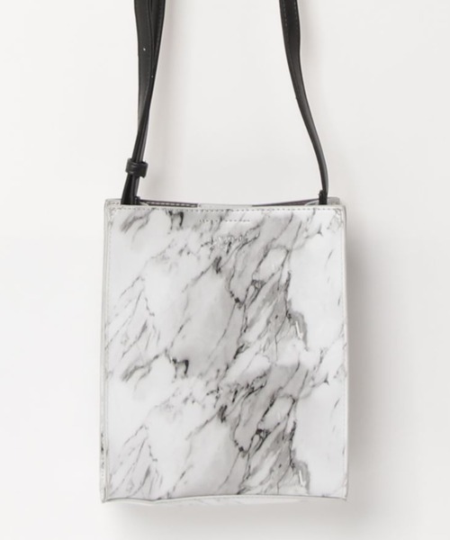 E.TOKYO（イートーキョー）の「E.TOKYO /シンプルショルダバッグ　[シンシア] (790007)（ショルダーバッグ・レディース・ベージュ/グレー/グリーン/グレー系その他/ブラウン系その他/ベージュ系その他/ブラック系その他2/ベージュ系その他2/ブラック/パイソン/ベージュ系その他3/ブラック系その他/ゼブラ/レオパード/アイボリー/ライトグリーン・FREE）」の6枚目の写真