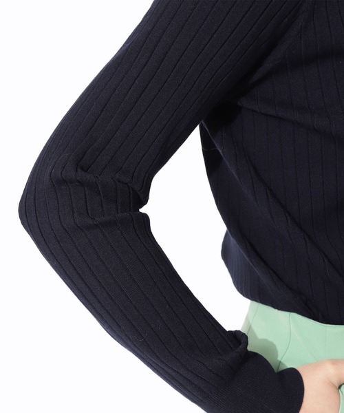 NATURAL BEAUTY BASIC(ナチュラルビューティーベーシック)の「スプリングベーシックニット(ニット/セーター・レディース・オフホワイト/ピンク/ネイビー/グリーン・MEDIUM)」の19枚目の写真