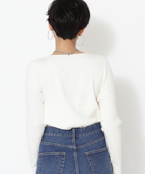 NATURAL BEAUTY BASIC(ナチュラルビューティーベーシック)の「スプリングベーシックニット(ニット/セーター・レディース・オフホワイト/ピンク/ネイビー/グリーン・MEDIUM)」の14枚目の写真