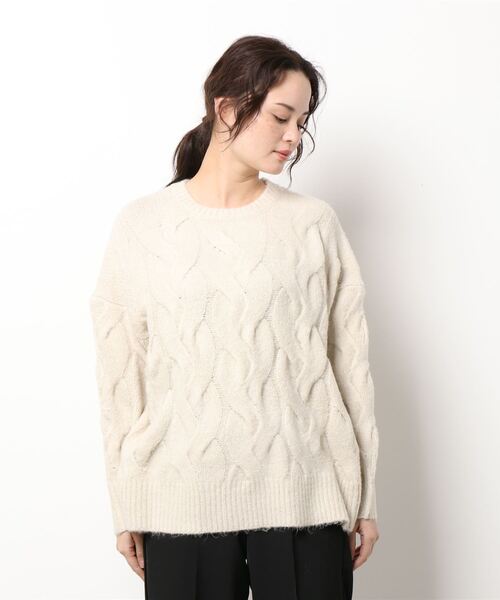 AMERICAN HOLIC（アメリカンホリック）の「フワフワケーブルニットプルオーバー（ニット/セーター・レディース・ミント/ライトベージュ・M/L）」の4枚目の写真