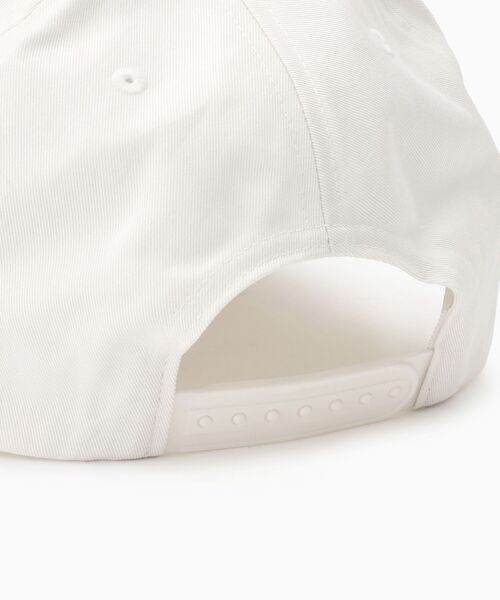 Calvin Klein(カルバン・クライン)の「ダブルエンブロイダリーキャップ(キャップ・メンズ・ホワイト/ブラック・FREE)」の5枚目の写真