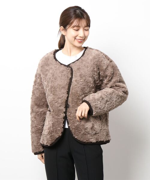 aimoha（アイモハ）の「ボアノーカラージャケット（ノーカラージャケット・レディース・ブラウン/オフホワイト/ブルー・FREE）」の8枚目の写真