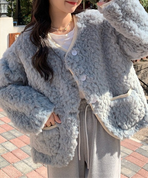 aimoha（アイモハ）の「ボアノーカラージャケット（ノーカラージャケット・レディース・ブラウン/オフホワイト/ブルー・FREE）」の19枚目の写真