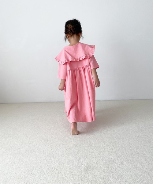 LOWRYS FARM（ローリーズファーム）の「コットンフリルカラーワンピース　266303（ワンピース・キッズ・ブラック/ブルー/ピンク/アイボリー・110cm/120cm/130cm/140cm/150cm）」の8枚目の写真