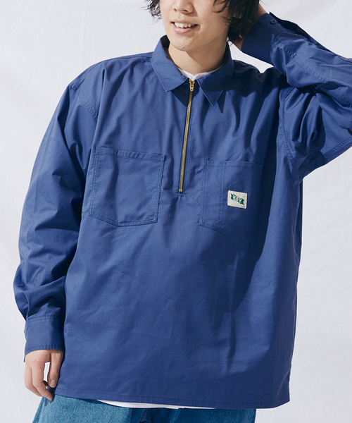 KEY(キイ)の「【KEY/キー×JOURNAL STANDARD】別注 ハーフジップ カラーシャツ(シャツ/ブラウス・メンズ・ベージュ/サックスブルー/グリーン/タン・MEDIUM/LARGE)」の4枚目の写真