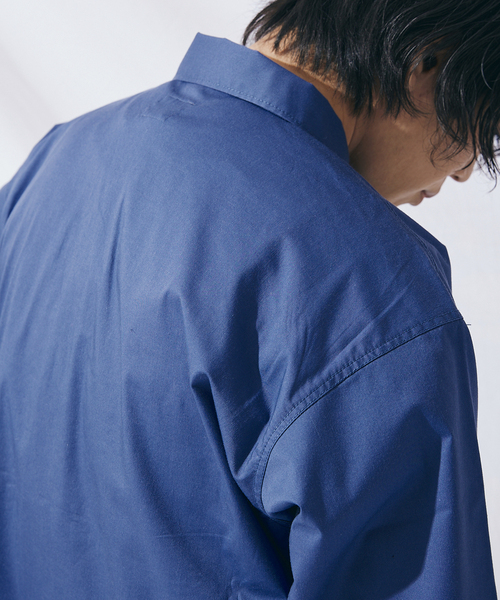 KEY(キイ)の「【KEY/キー×JOURNAL STANDARD】別注 ハーフジップ カラーシャツ(シャツ/ブラウス・メンズ・ベージュ/サックスブルー/グリーン/タン・MEDIUM/LARGE)」の13枚目の写真