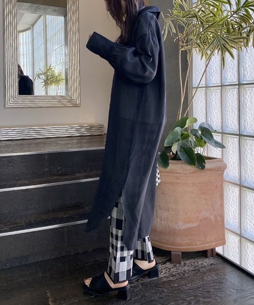 AS KNOW AS PINKY(アズノゥアズピンキー)の「そよ風のシアーシャツワンピース(シャツワンピース・レディース・オフホワイト/ブラック/ベージュ・FREE)」の10枚目の写真